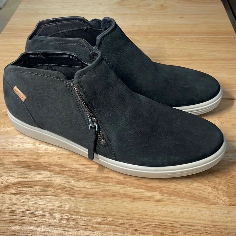 Ecco Soft Nubuck Leather Zip Ankle Boot - Picture 7 of 17
